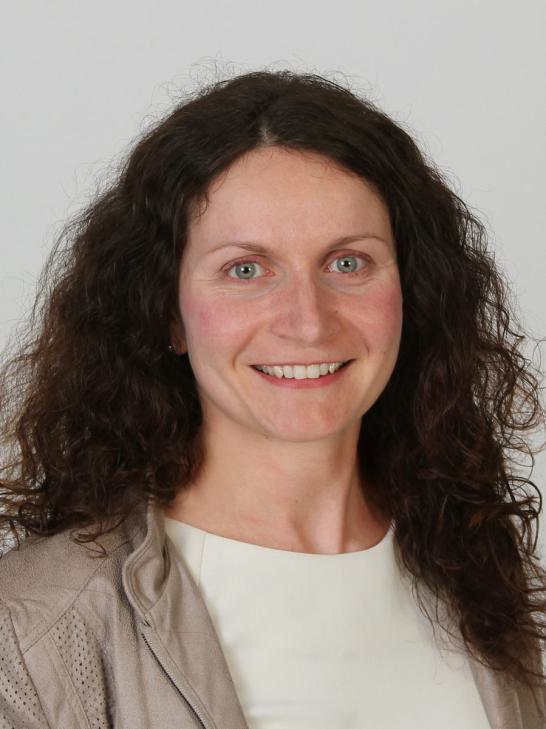 Ilona Wedeking Schulverwaltungs- assistenz
